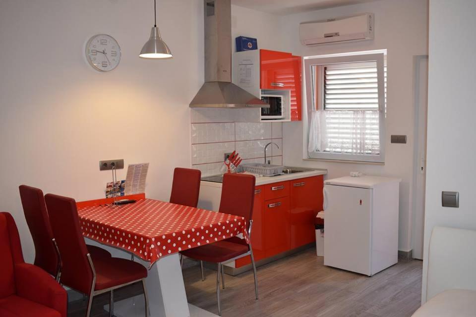 Apartmani Celjak Pag Town Eksteriør bilde